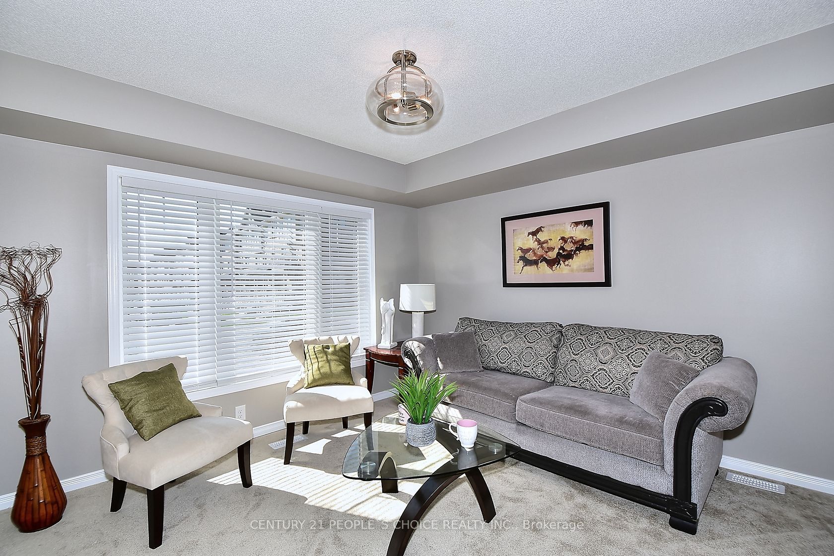 13 Devineridge Avenue