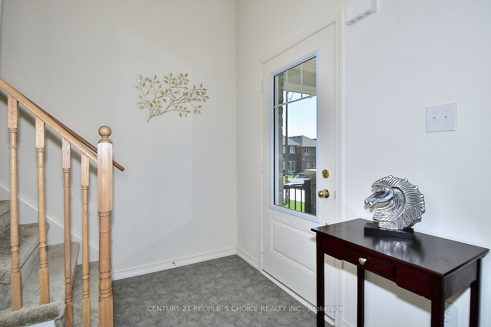 13 Devineridge Avenue