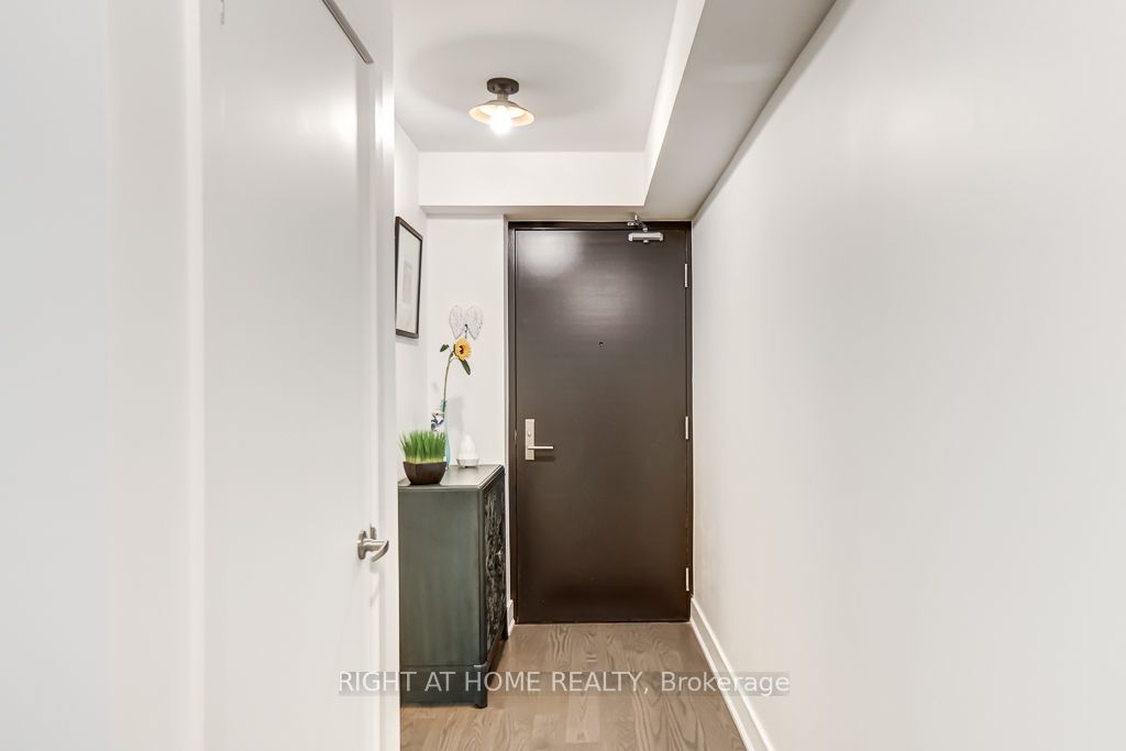 955 Bay Street 210