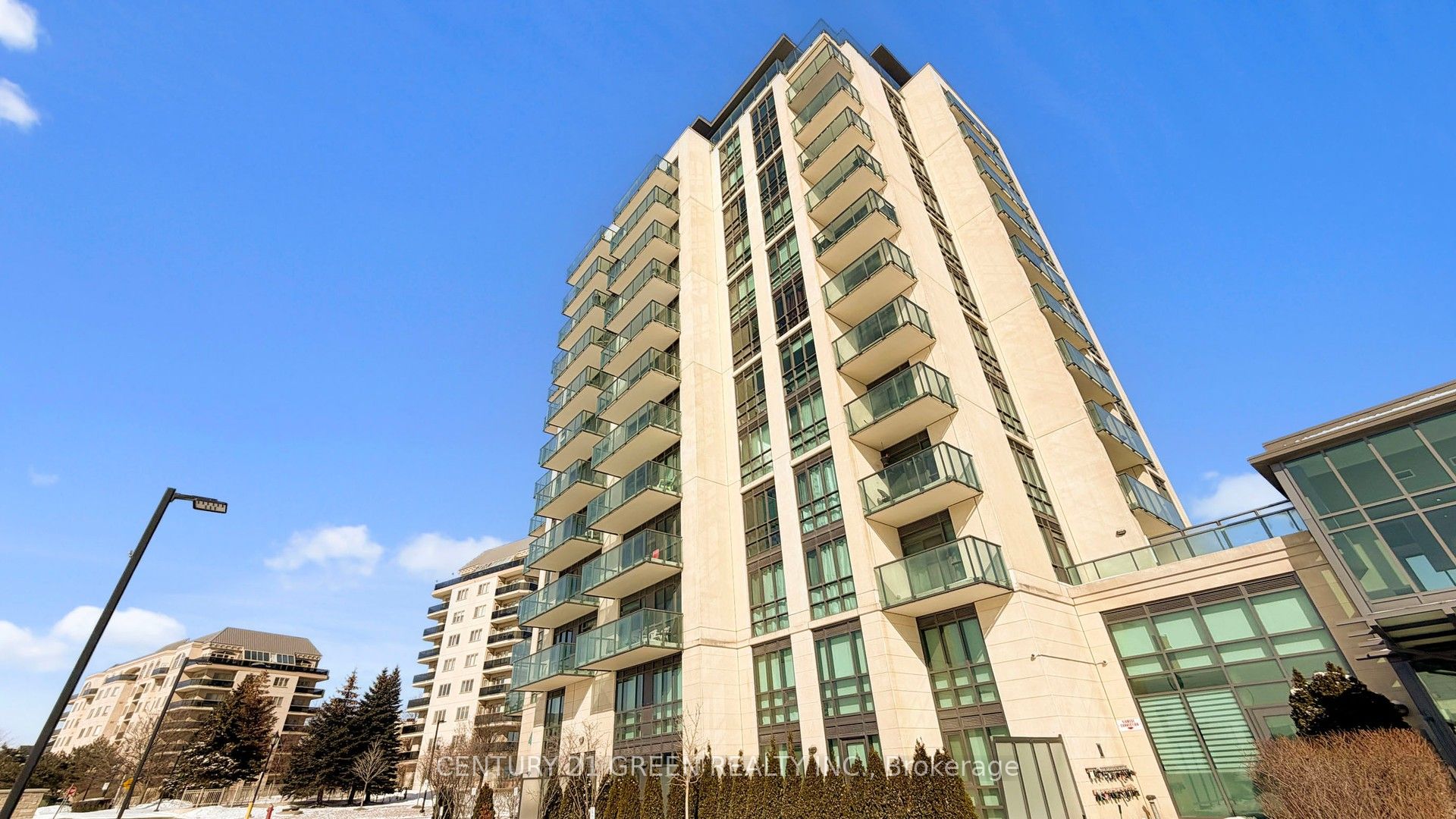 45 Yorkland Boulevard 1106