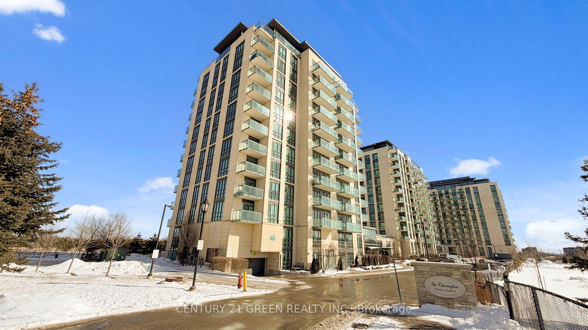 45 Yorkland Boulevard 1106