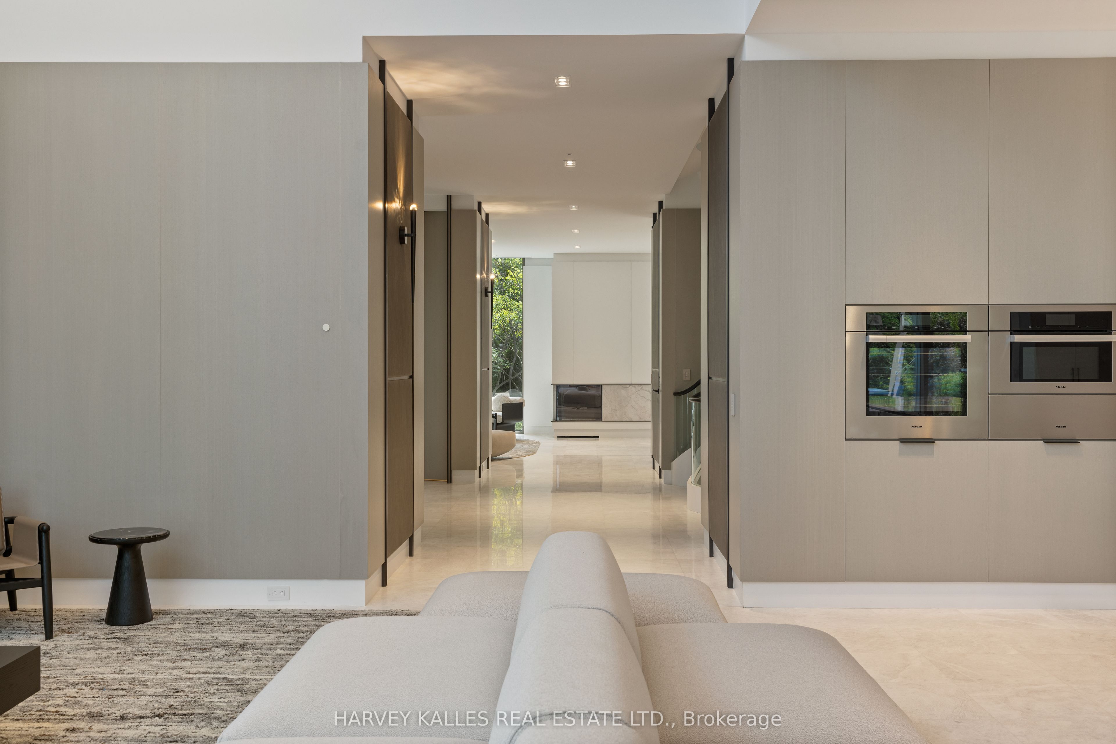 211 Dunvegan Road