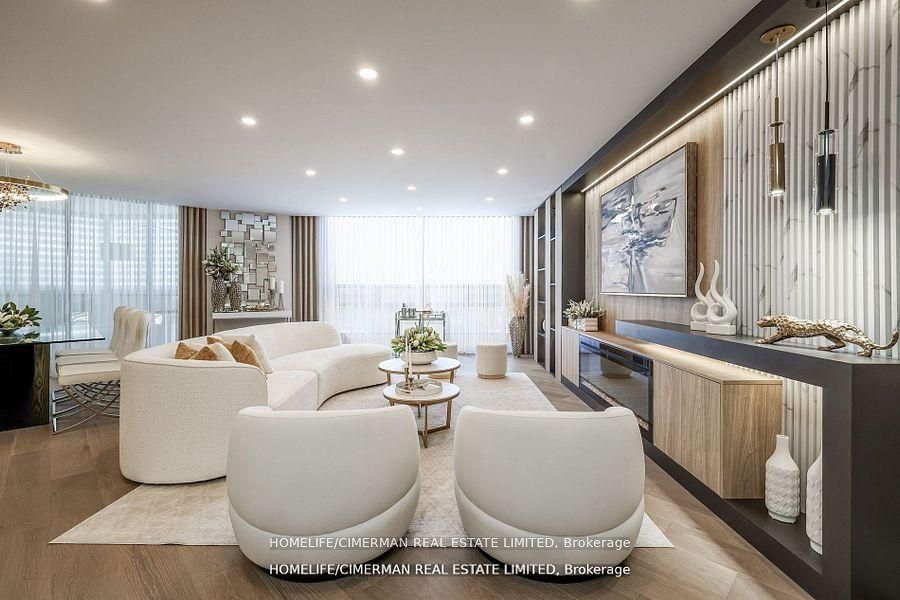 240 Heath Street W 1002
