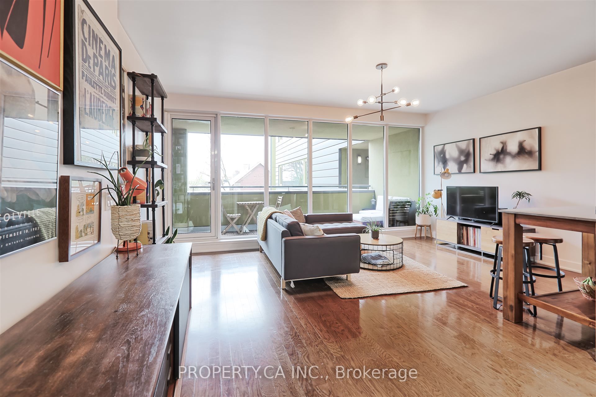 25 Ritchie Avenue 303