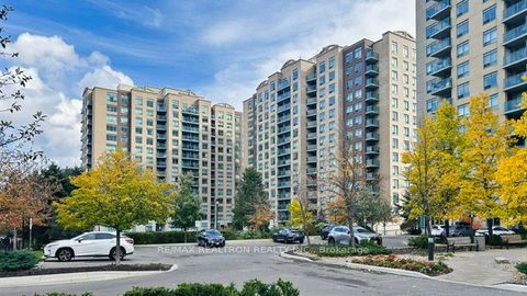 11 Oneida Crescent PH10 Richmond Hill ON L4B 0A1