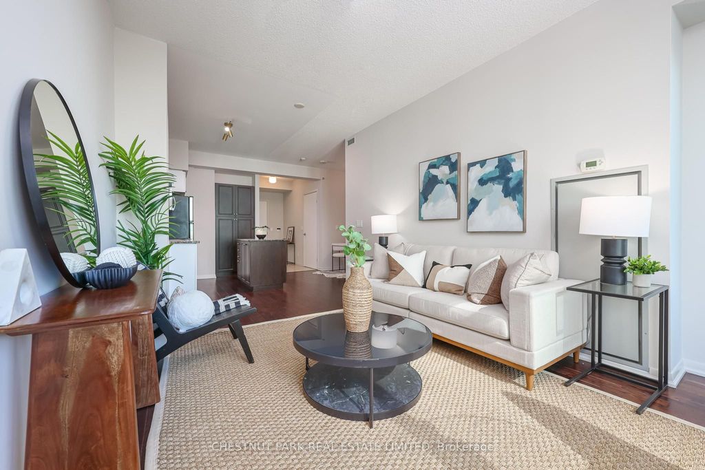 Photo of 215 Fort York Boulevard #808, Toronto, ON M5V 4A2 (MLS # C12913470)