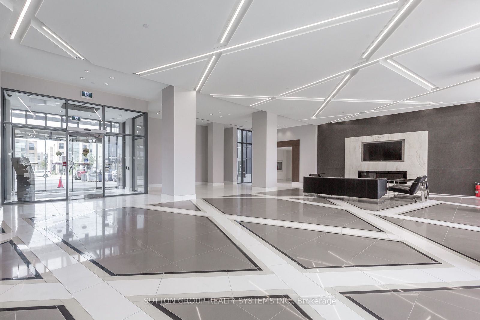 5025 Four Springs Avenue 1204