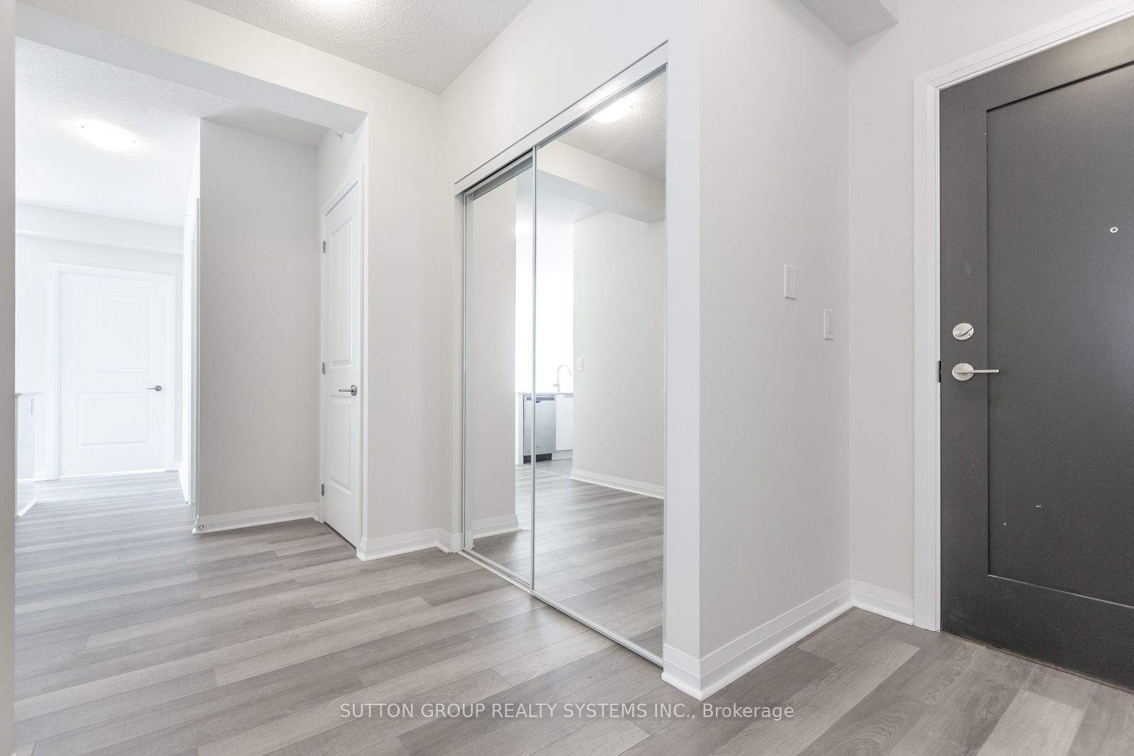 5025 Four Springs Avenue 1204