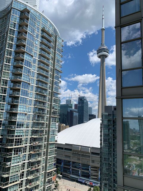 35 Mariner Terrace 2805 Toronto ON M5V 3V9