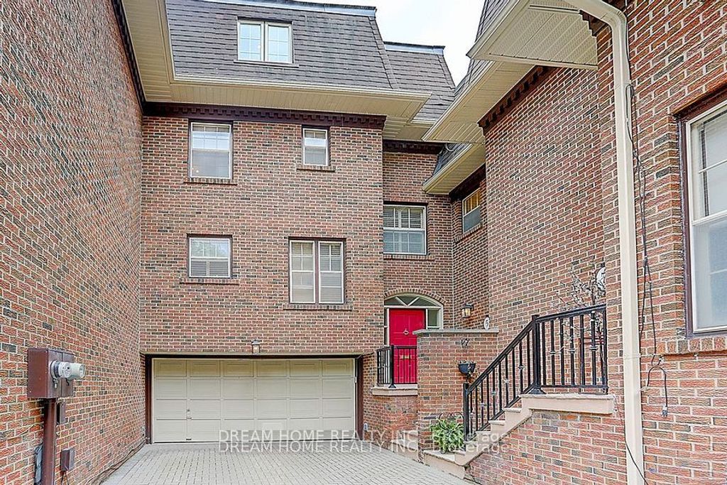 Photo of 5 Scotch Elmway Avenue, Toronto, ON M4N 3N4 (MLS # C13465516)