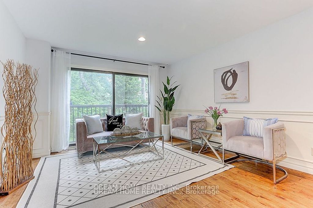 Photo of 5 Scotch Elmway Avenue, Toronto, ON M4N 3N4 (MLS # C13465516)