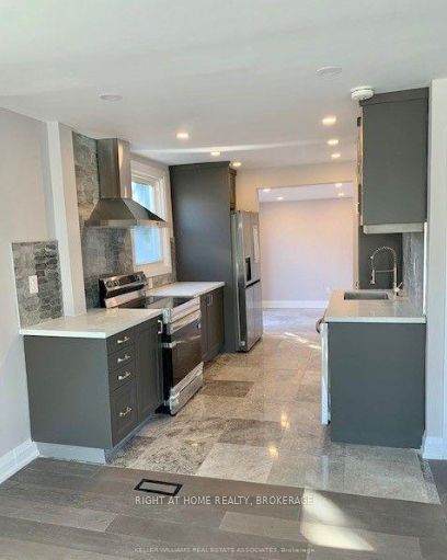 442 Broadway Avenue #Upper