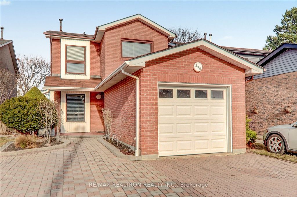 Photo of 290 Braymore Boulevard, Toronto, ON M1B 2H4 (MLS # E12423994)