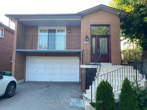 571 Roselaire Trail Bsmt Mississauga ON L5R 2Z9