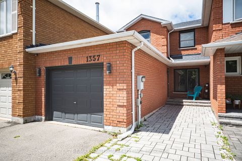 1357 Blackburn Drive Oakville ON L6M 2X9