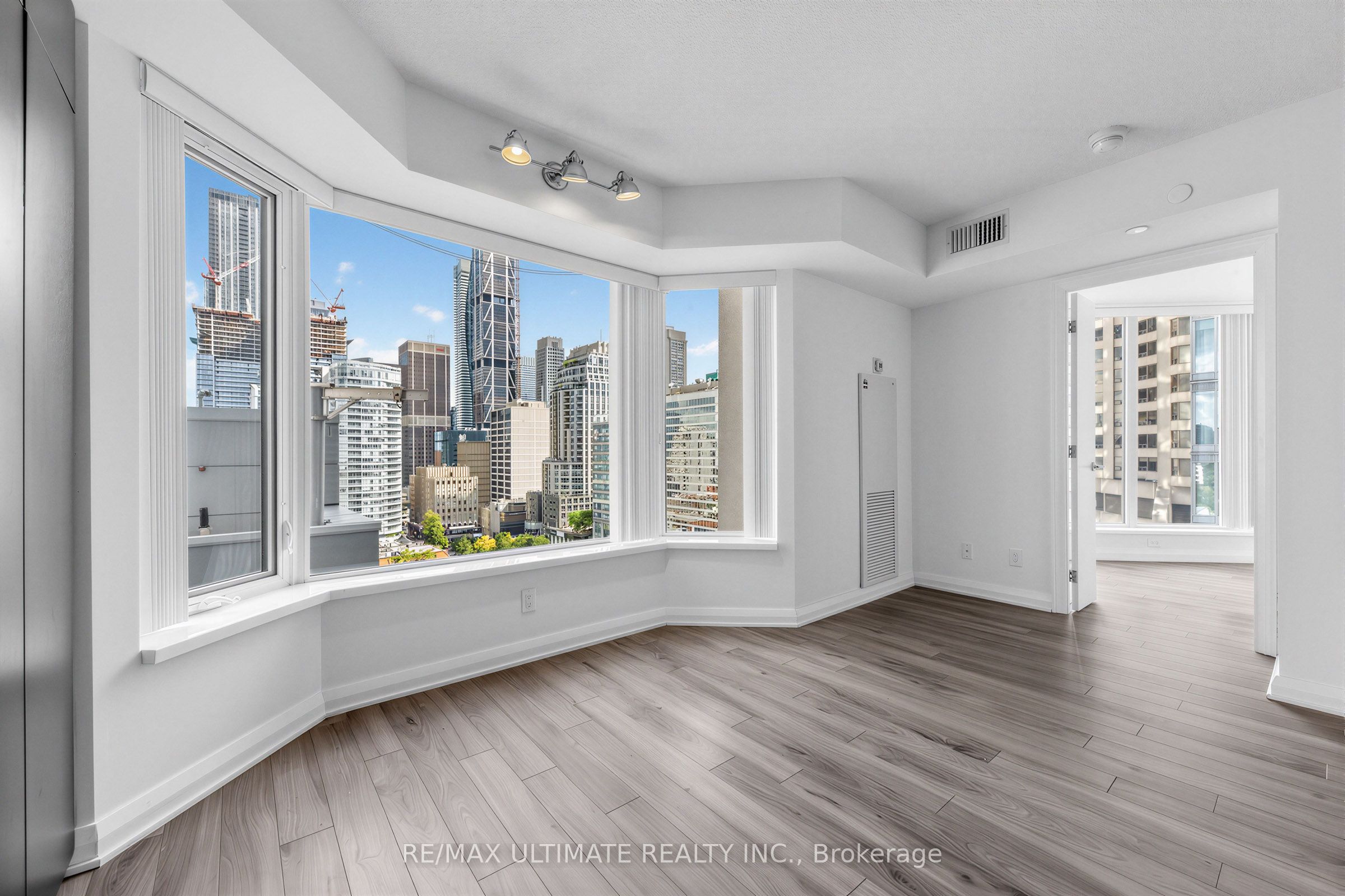 155 Yorkville Avenue 1607