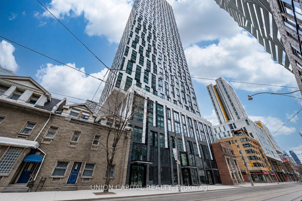 Photo of 252 Church Street #5511, Toronto, ON M5B 0E6 (MLS # C13096782)