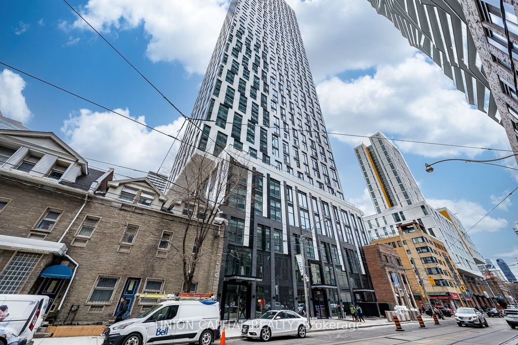Photo of 252 Church Street #5511, Toronto, ON M5B 0E6 (MLS # C13096782)