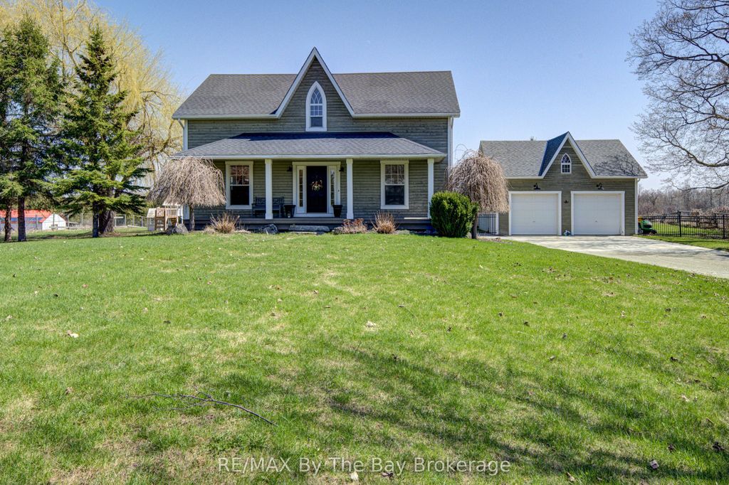 Photo of 1595 County 42 Road, Clearview, ON L0M 1S0 (MLS # S13042392)