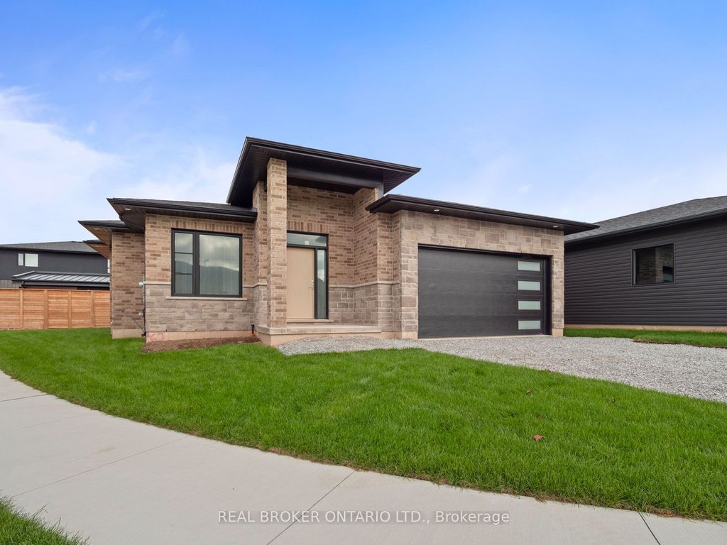 Photo of 118 Willowbrook Drive, Welland, ON L3C 0G2 (MLS # X12911544)