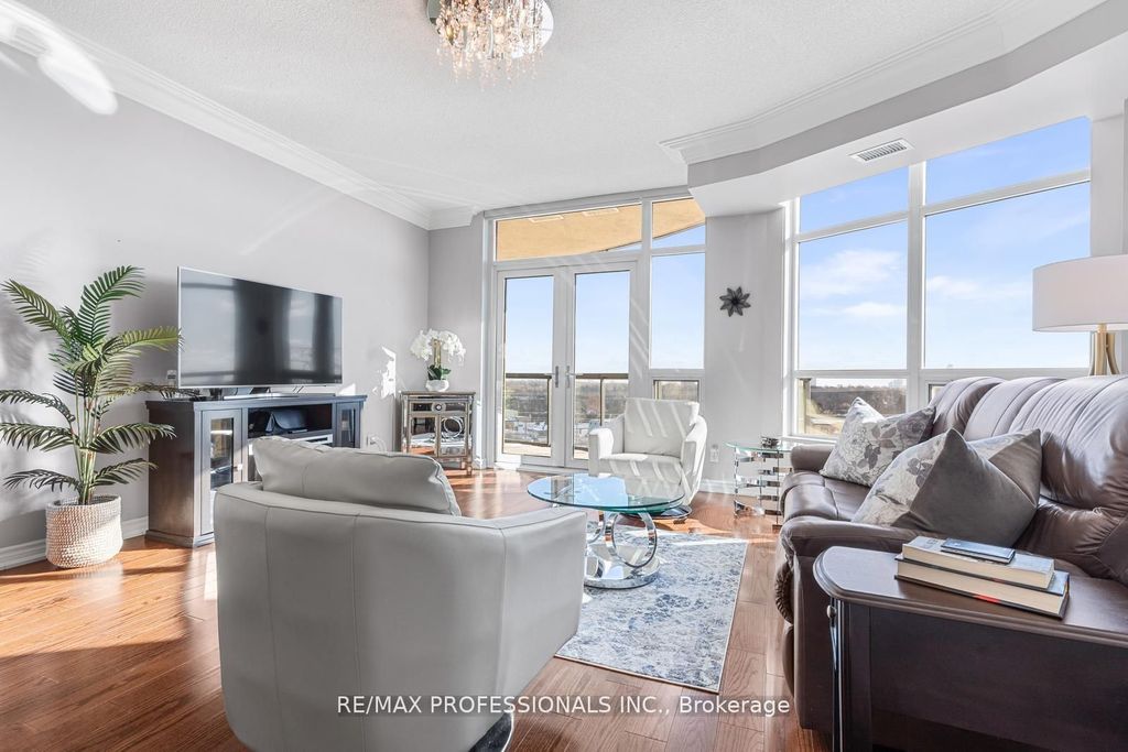 Photo of 1135 Royal York Road #903, Toronto, ON M9A 0C3 (MLS # W13069444)