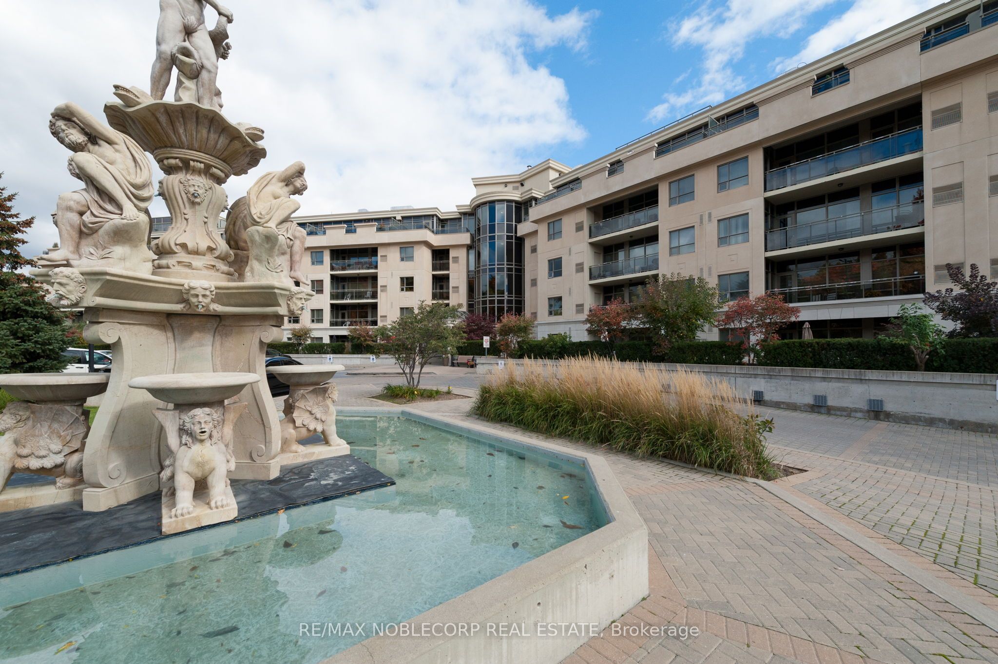 8201 Islington Avenue 421