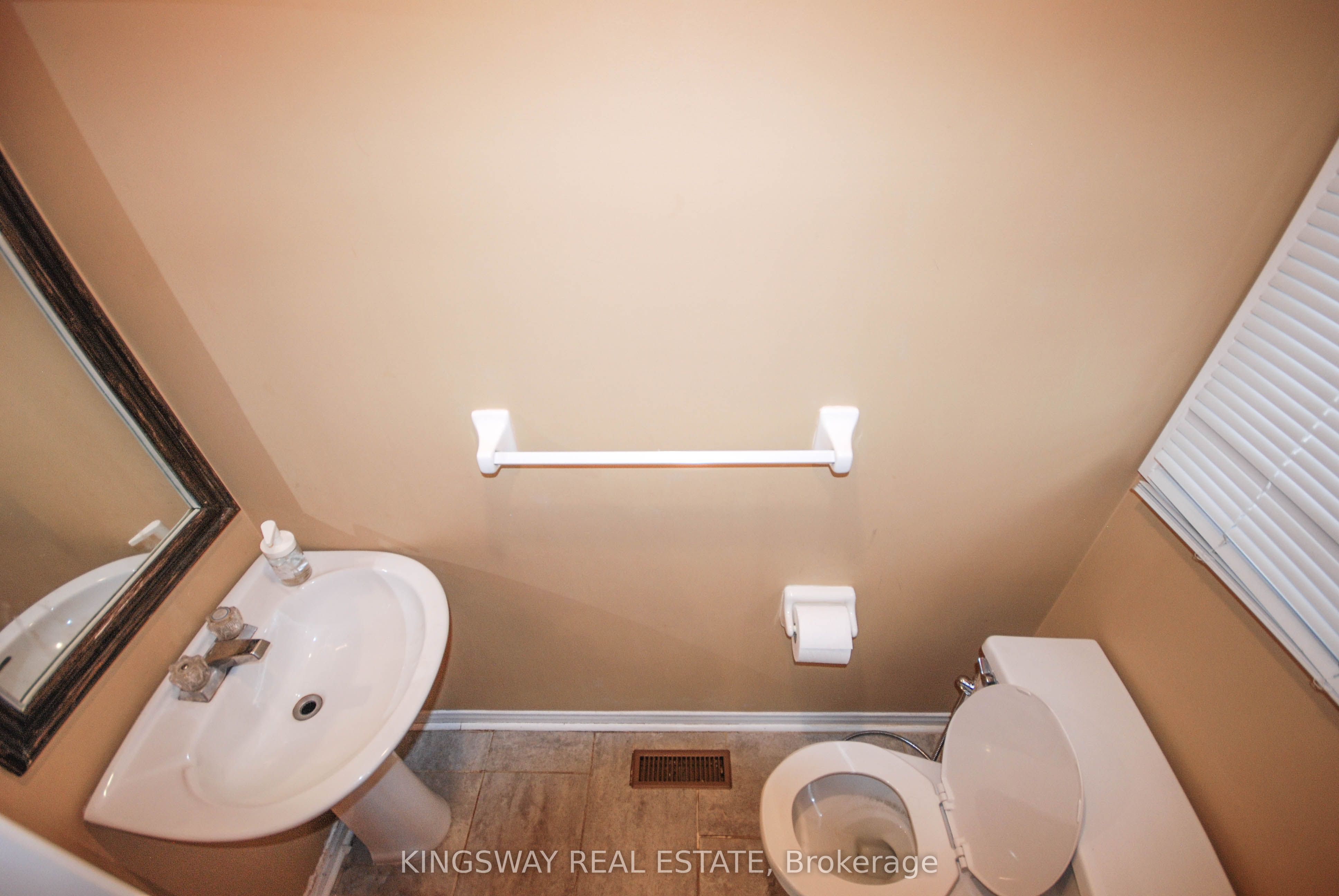 1485 Torrington Drive 10