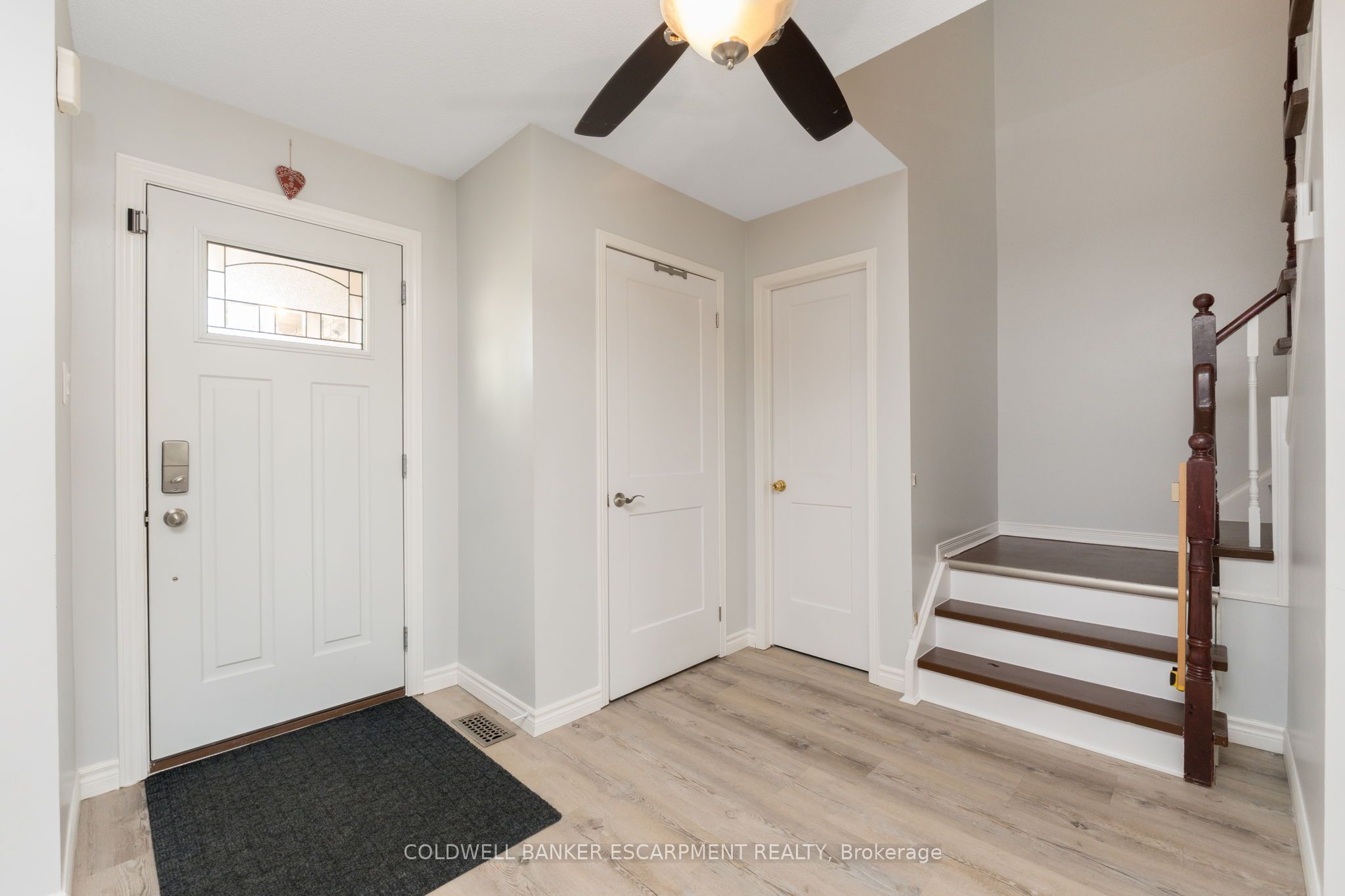 222 Churchill Road N