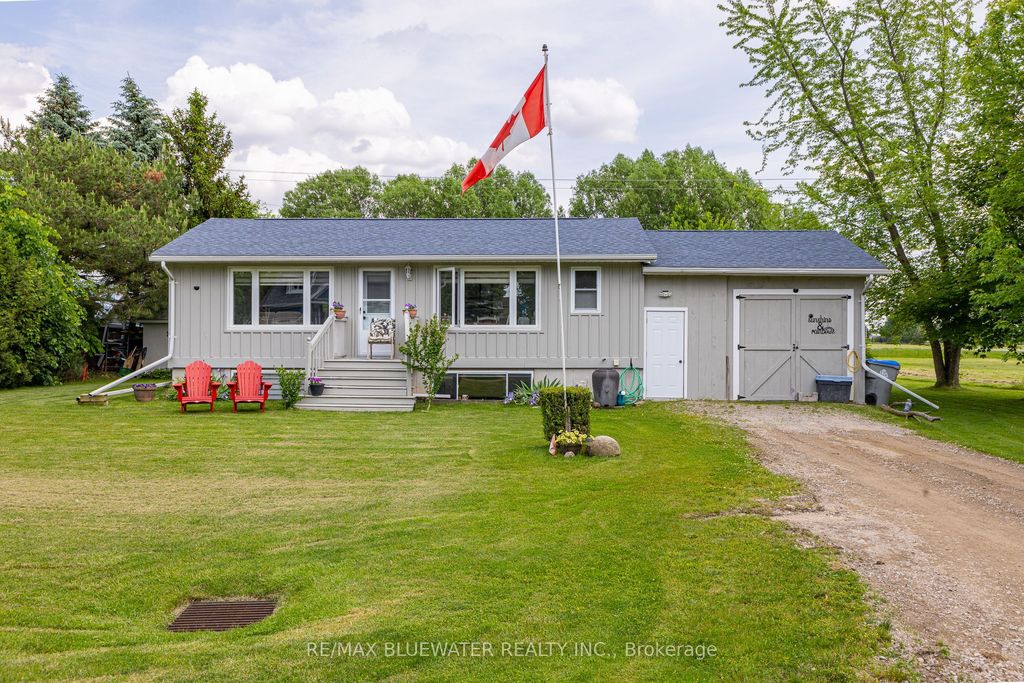Photo of 71224 Sandra Street, Bluewater, ON N0M 1N0 (MLS # X13073302)