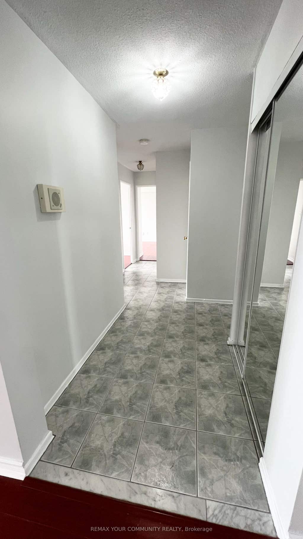 Photo of 5 Shady Golfway #1606, Toronto, ON M3C 3A5 (MLS # C13536148)
