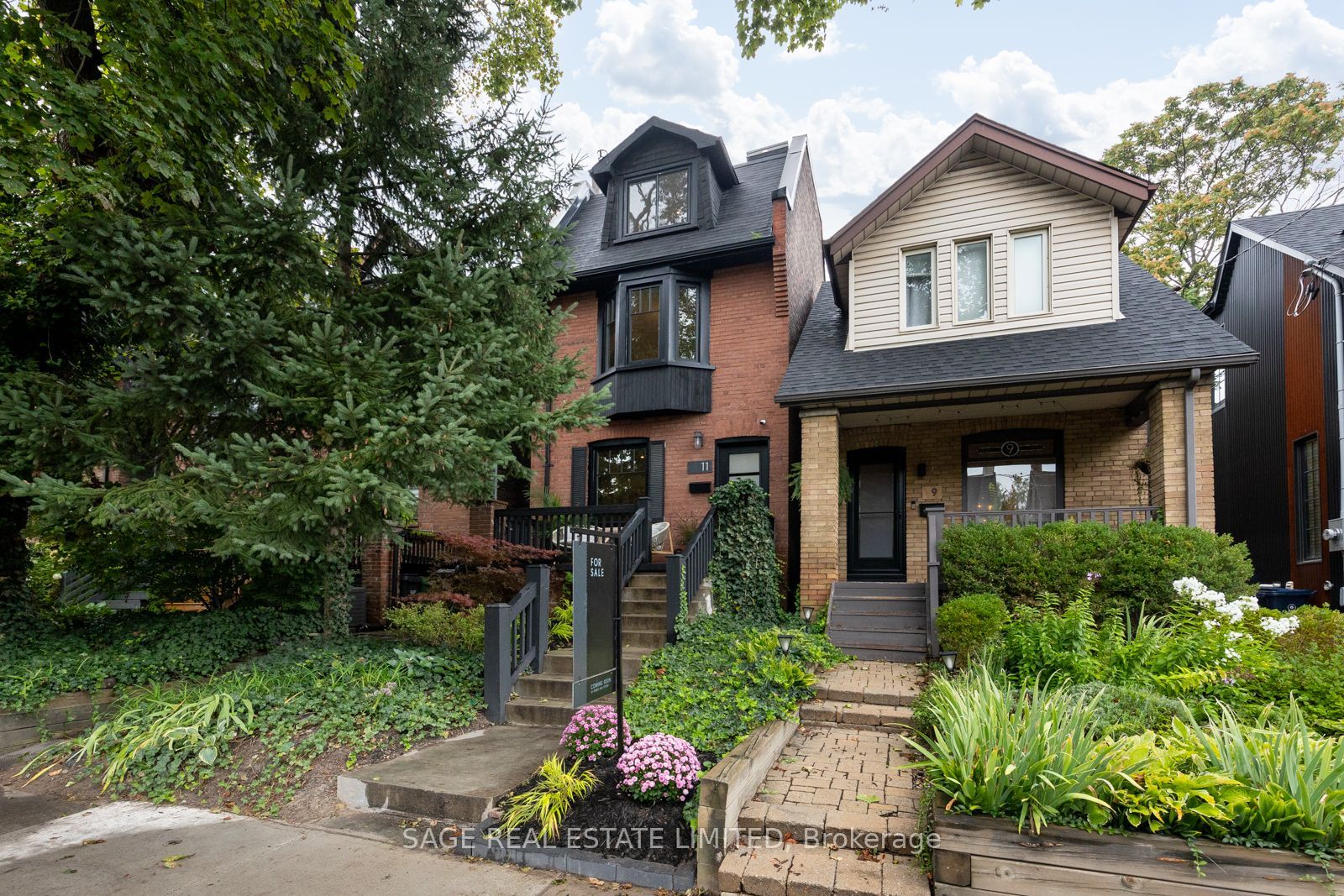 11 Bertmount Avenue