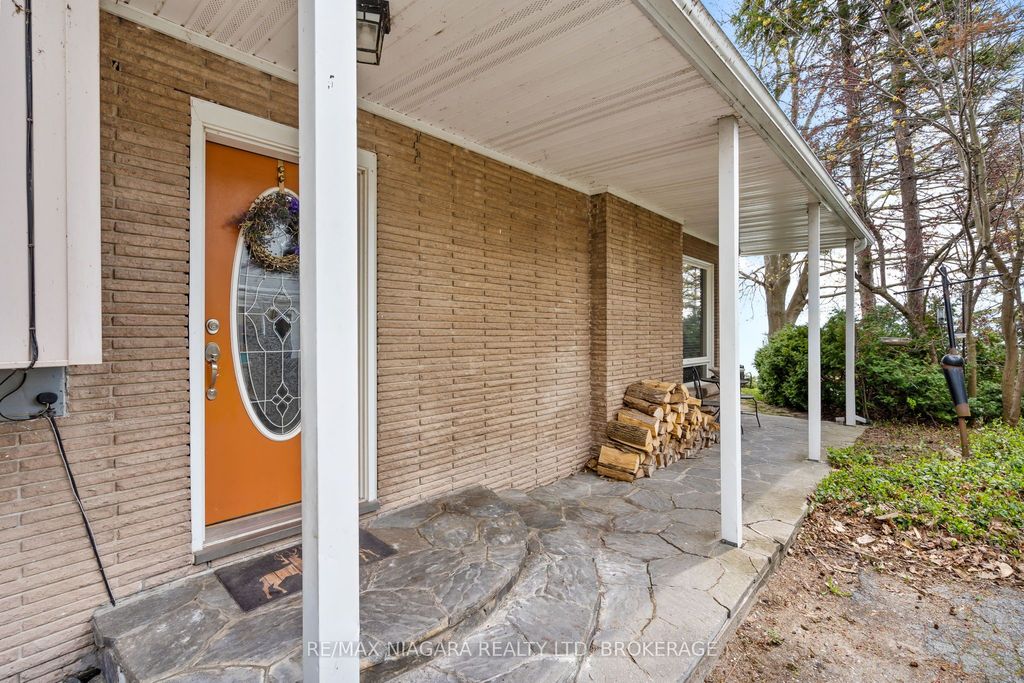 Photo of 10419 Lakeshore Road, Wainfleet, ON L3K 5V4 (MLS # X13099880)