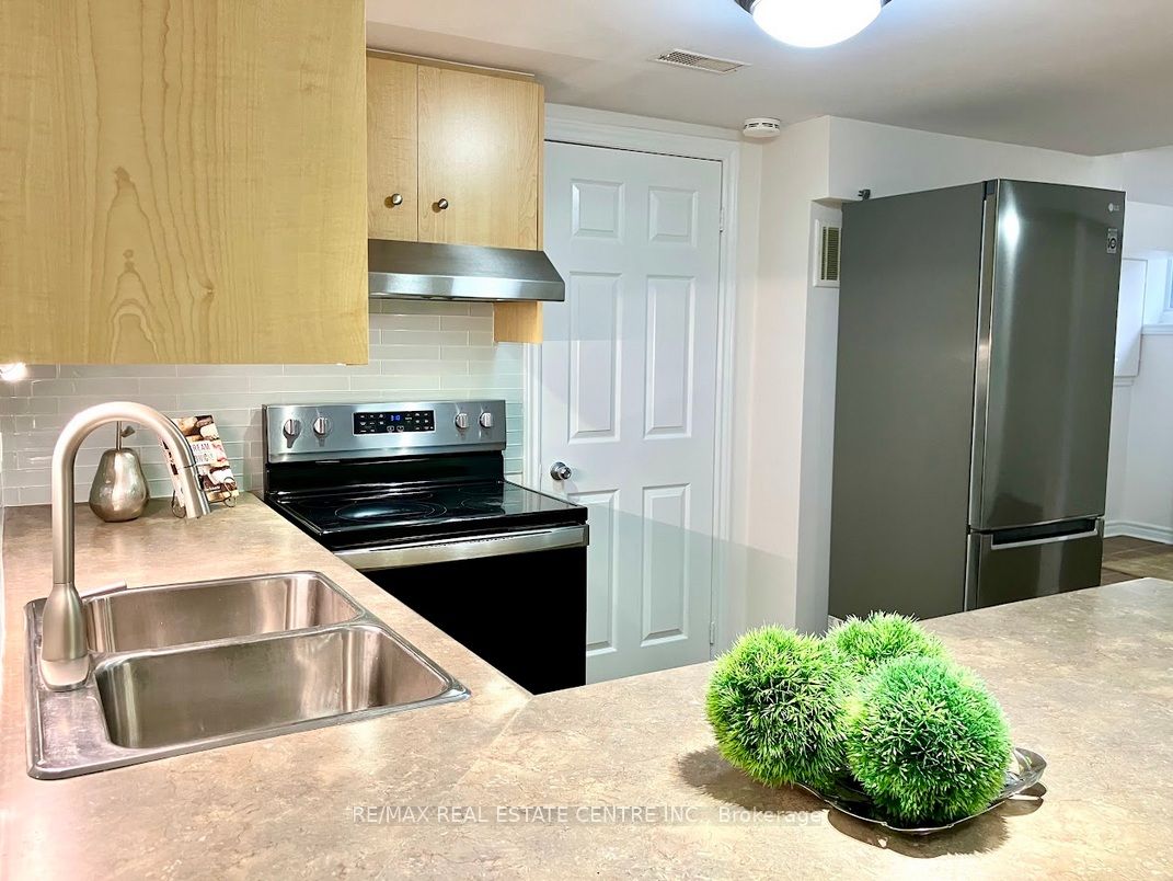 22 Hollister Road Lower Level