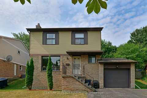 Photo of 74 John Stoner Drive, Toronto, ON M1B 3A3 (MLS # E12470616)