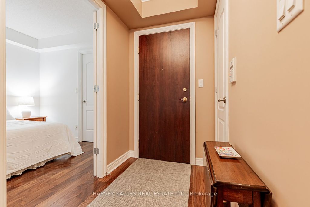 Photo of 38 William Carson Crescent #623, Toronto, ON M2P 2H2 (MLS # C12545084)