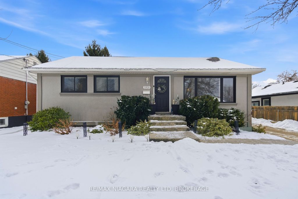 Photo of 5928 Carman Street, Niagara Falls, ON L2J 1S1 (MLS # X12636350)