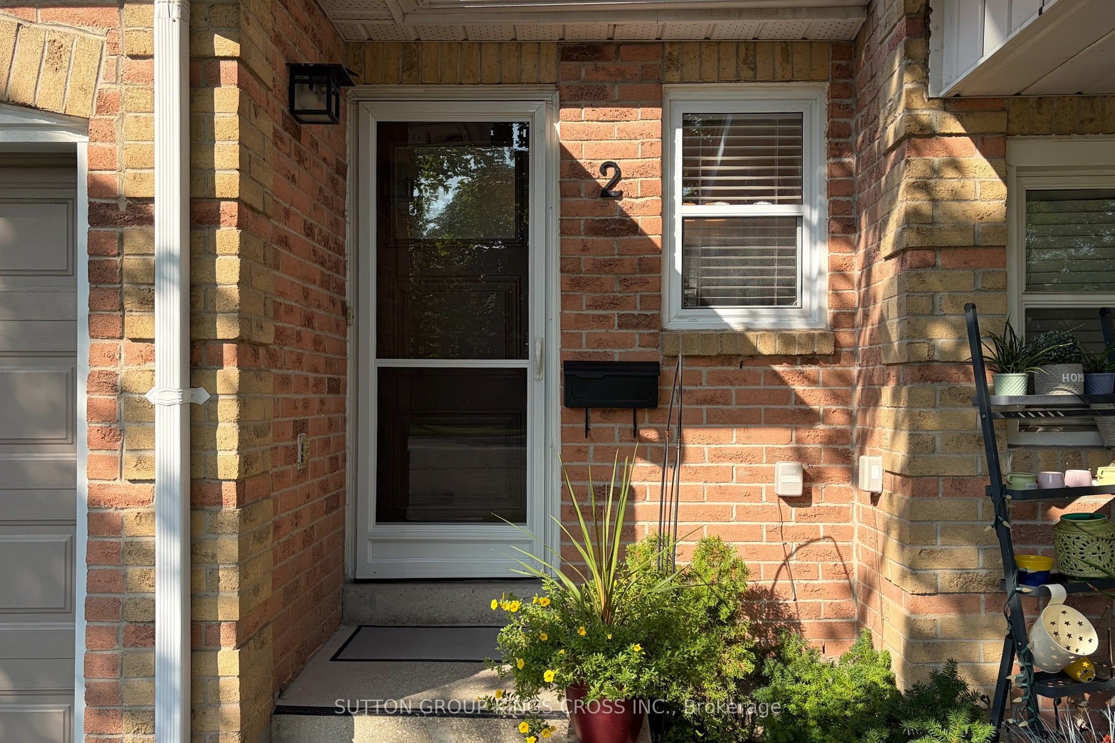 2575 Parmeer Drive 2
