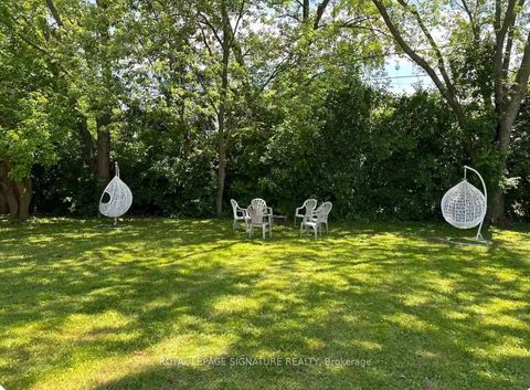 1350 Rebecca Street Oakville ON L6L 1Z4