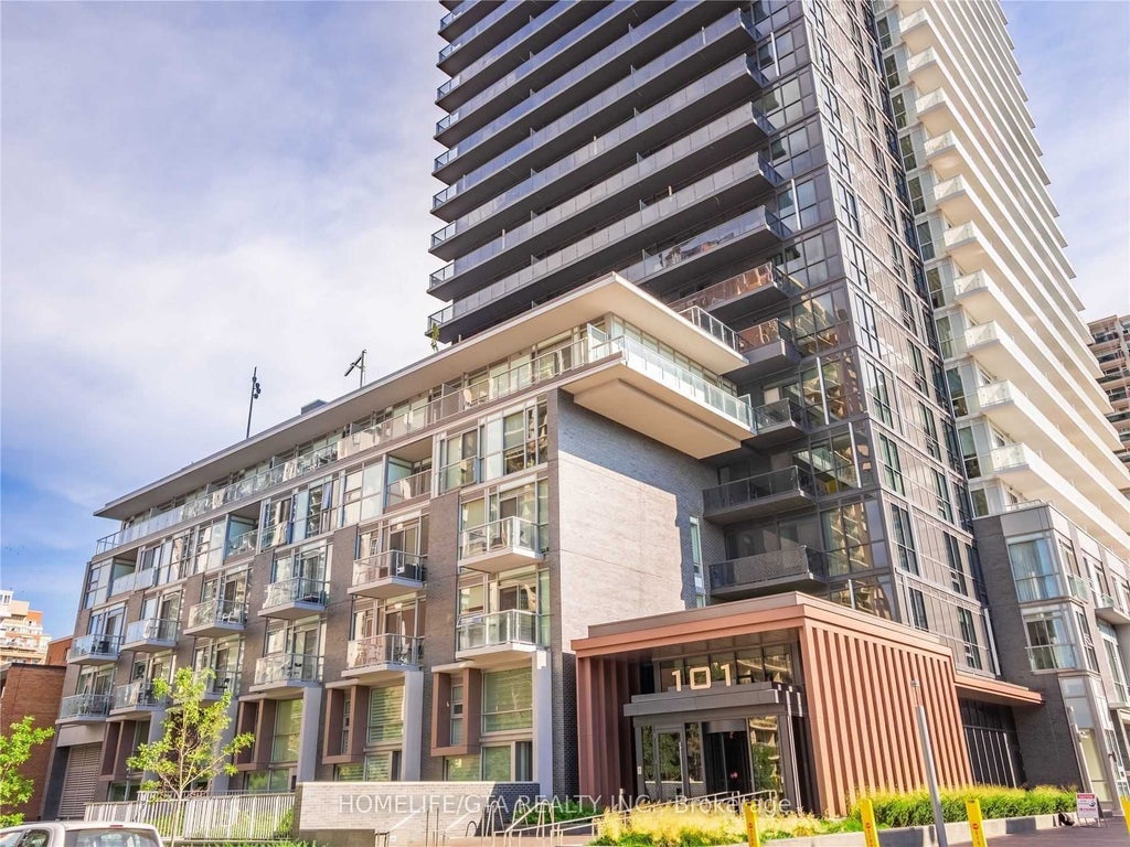 Photo of 101 Erskine Avenue #2005, Toronto, ON M4P 0C5 (MLS # C13731556)