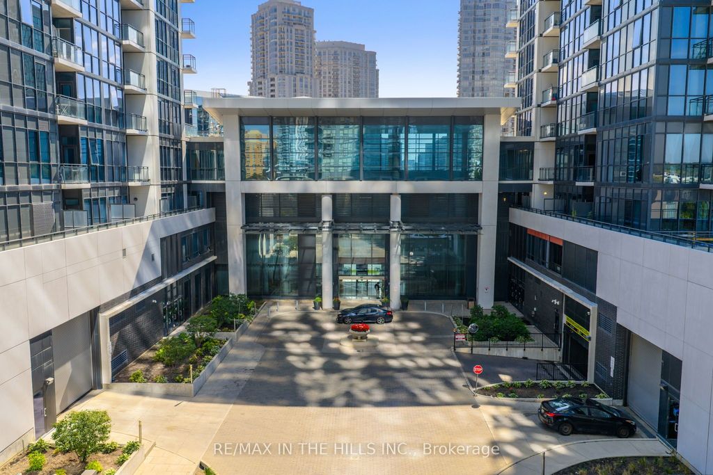 Photo of 55 Eglinton Avenue W #2007, Mississauga, ON L5R 0E4 (MLS # W12653028)