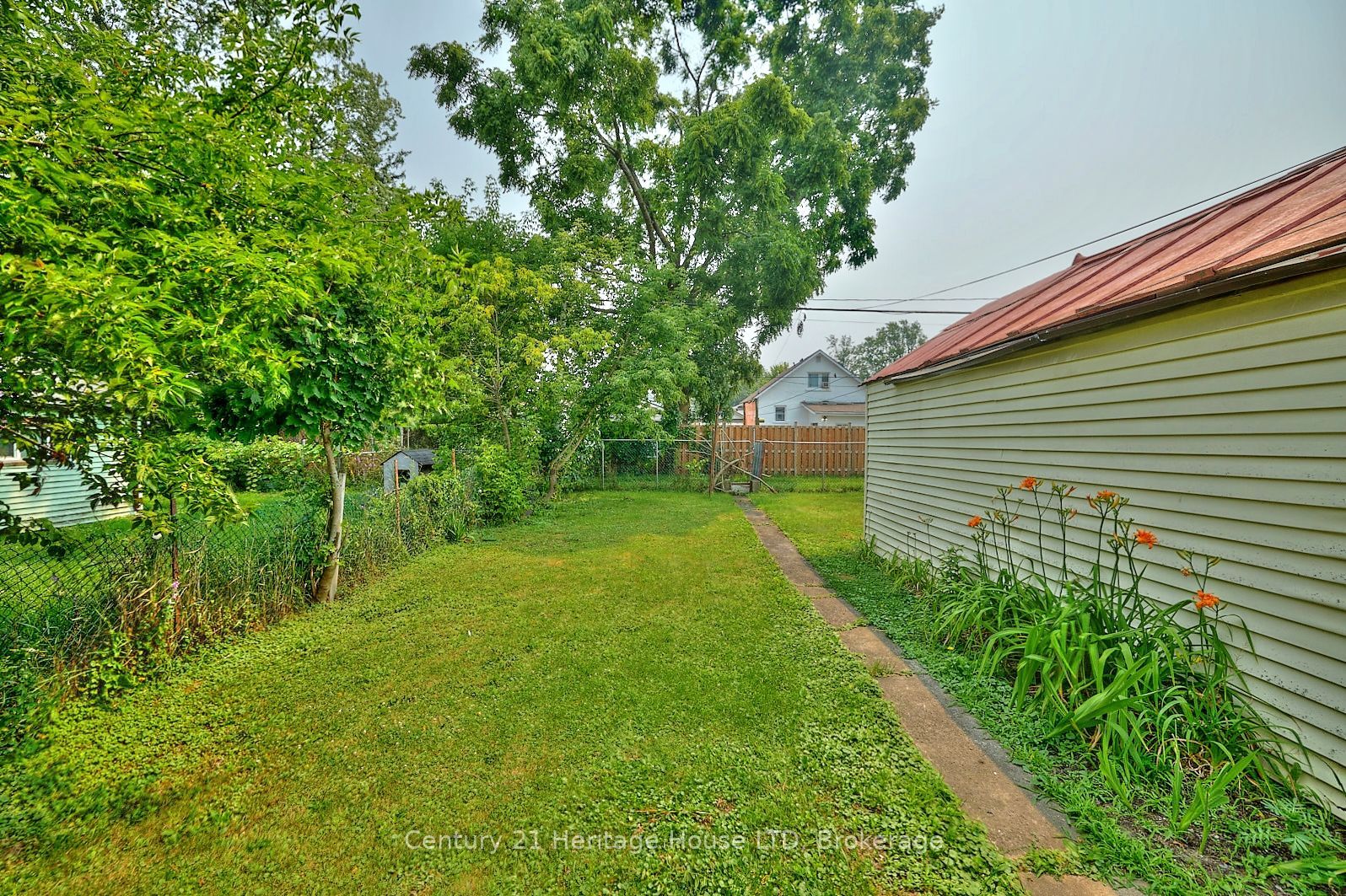 231 Dufferin Street