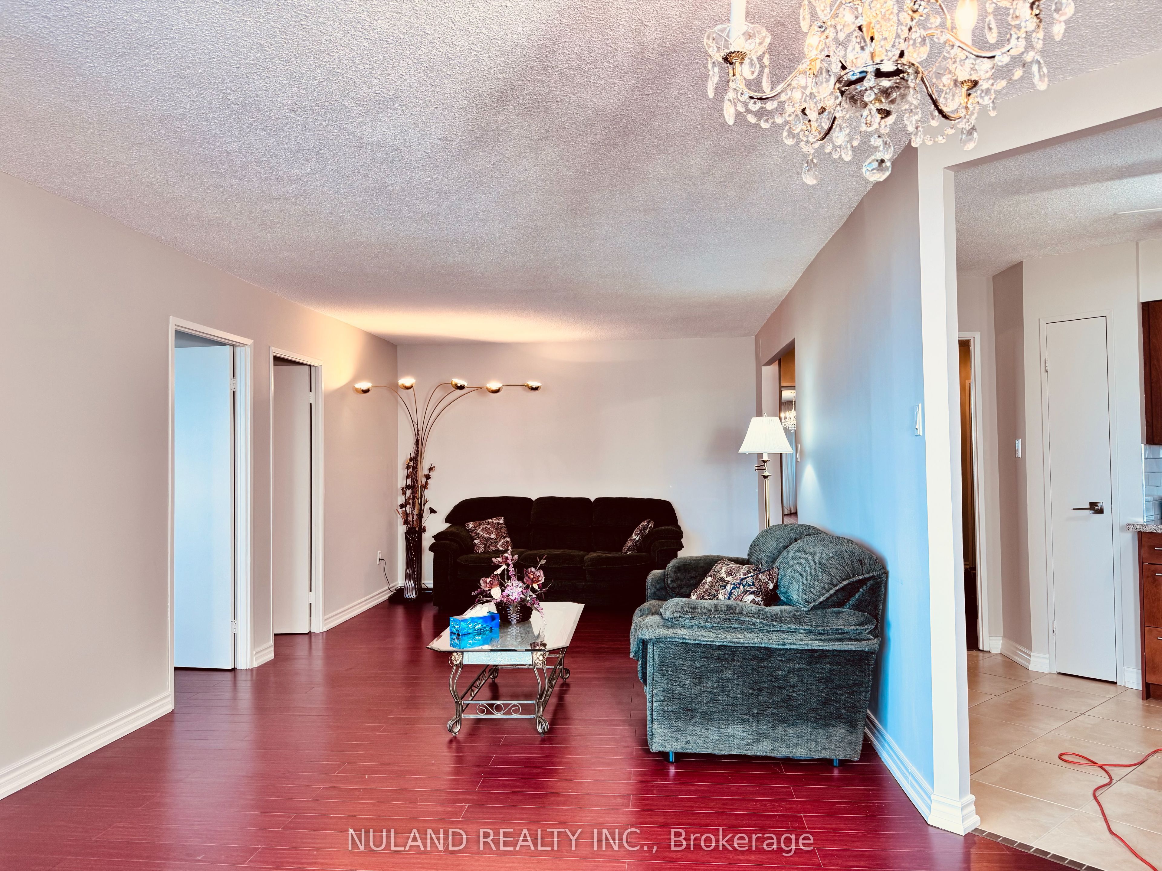 75 Graydon Hall Drive 2308