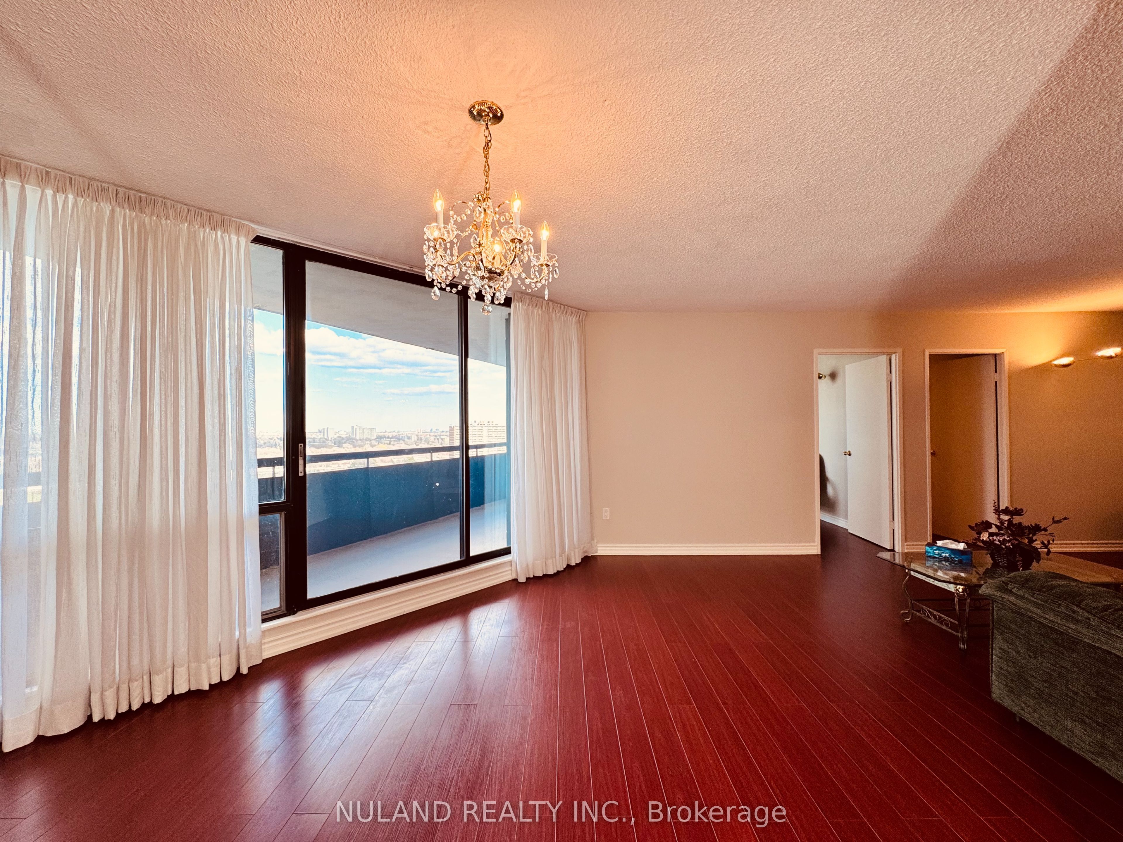 75 Graydon Hall Drive 2308