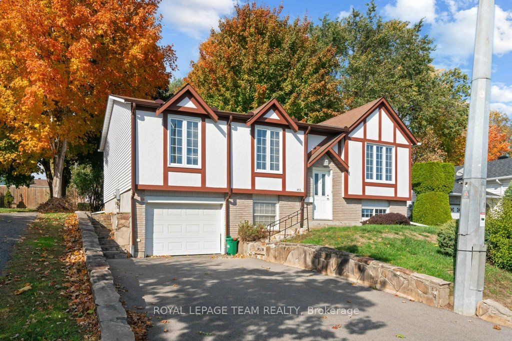 Photo of 476 Laurier Boulevard, Brockville, ON K6V 6C5 (MLS # X12502776)