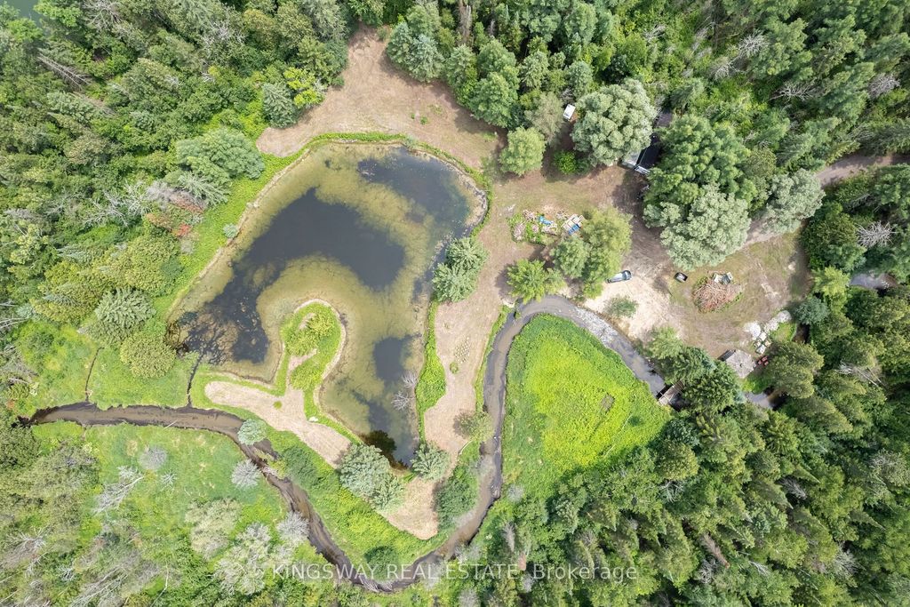 Photo of 250 Davis Drive, Uxbridge, ON L9P 1R1 (MLS # N13045322)