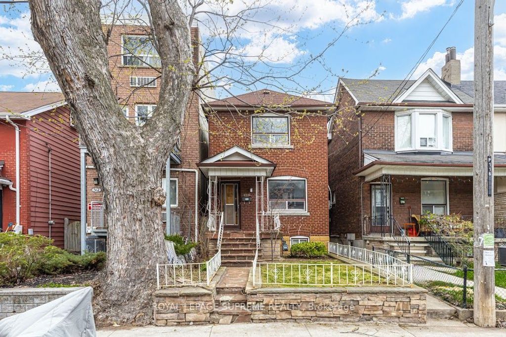 Photo of 514 Concord Avenue, Toronto, ON M6H 2P8 (MLS # W13084360)