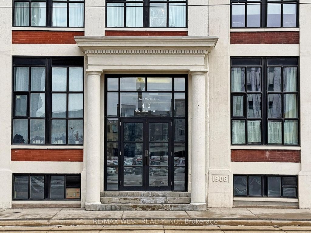 Photo of 410 King Street W #207, Kitchener, ON N2G 1C3 (MLS # X13202344)
