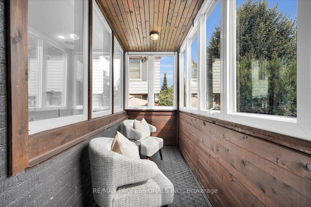 Photo of 2580 Lake Shore Boulevard W, Toronto, ON M8V 1G2 (MLS # W13797870)