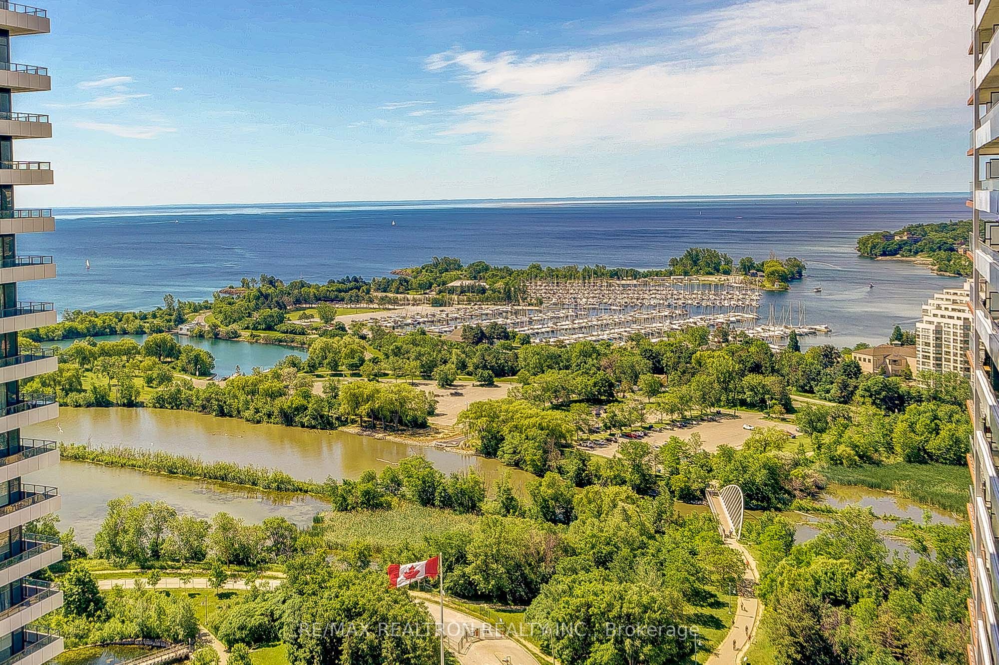33 Shore Breeze Drive 2501