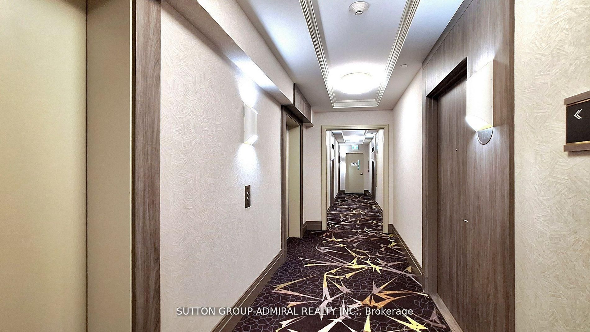 20 Gatineau Drive 1103